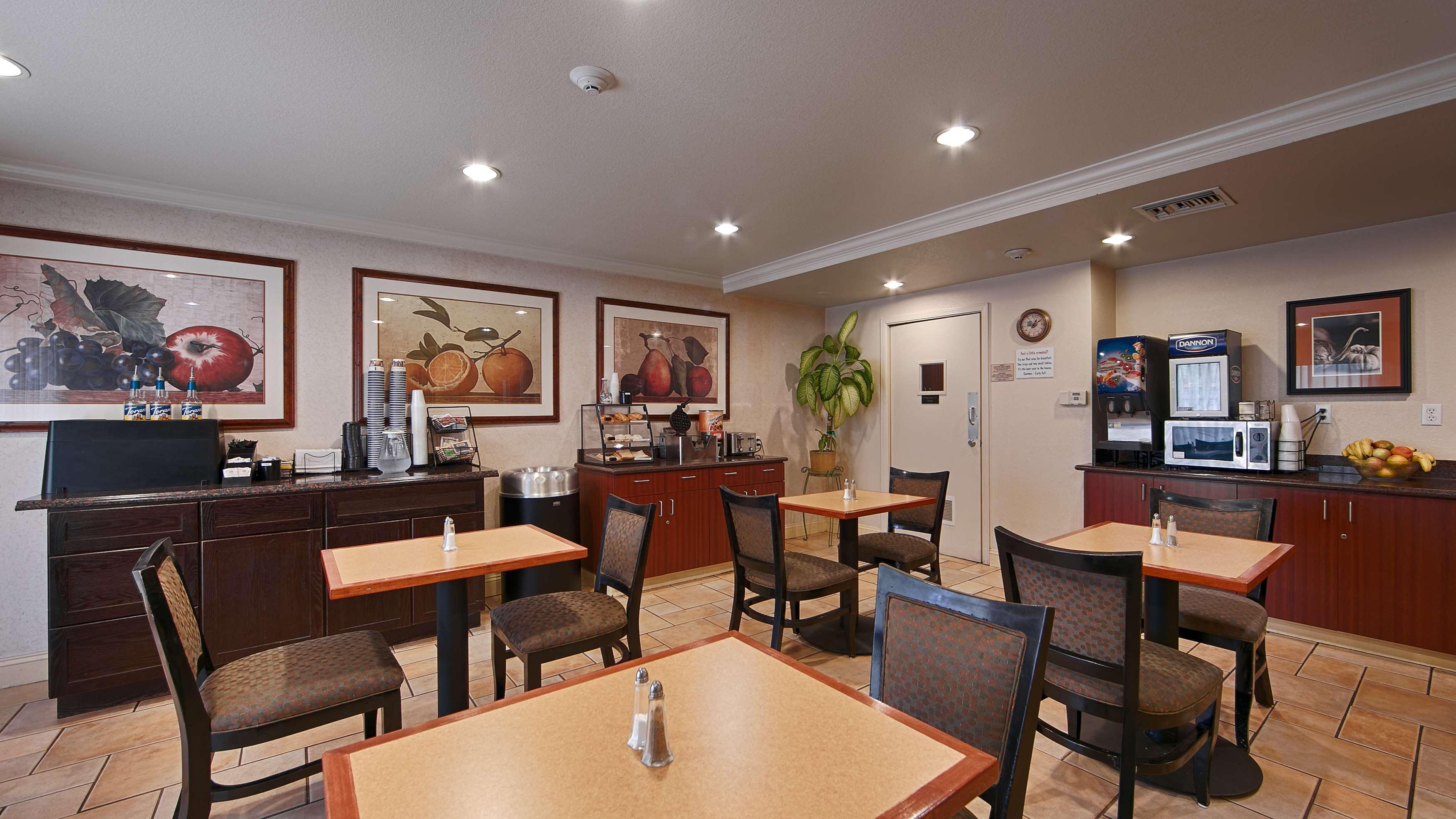 Best Western Danville Sycamore Inn Екстер'єр фото