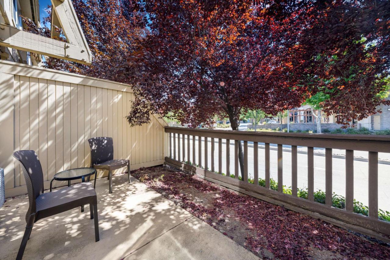 Best Western Danville Sycamore Inn Екстер'єр фото