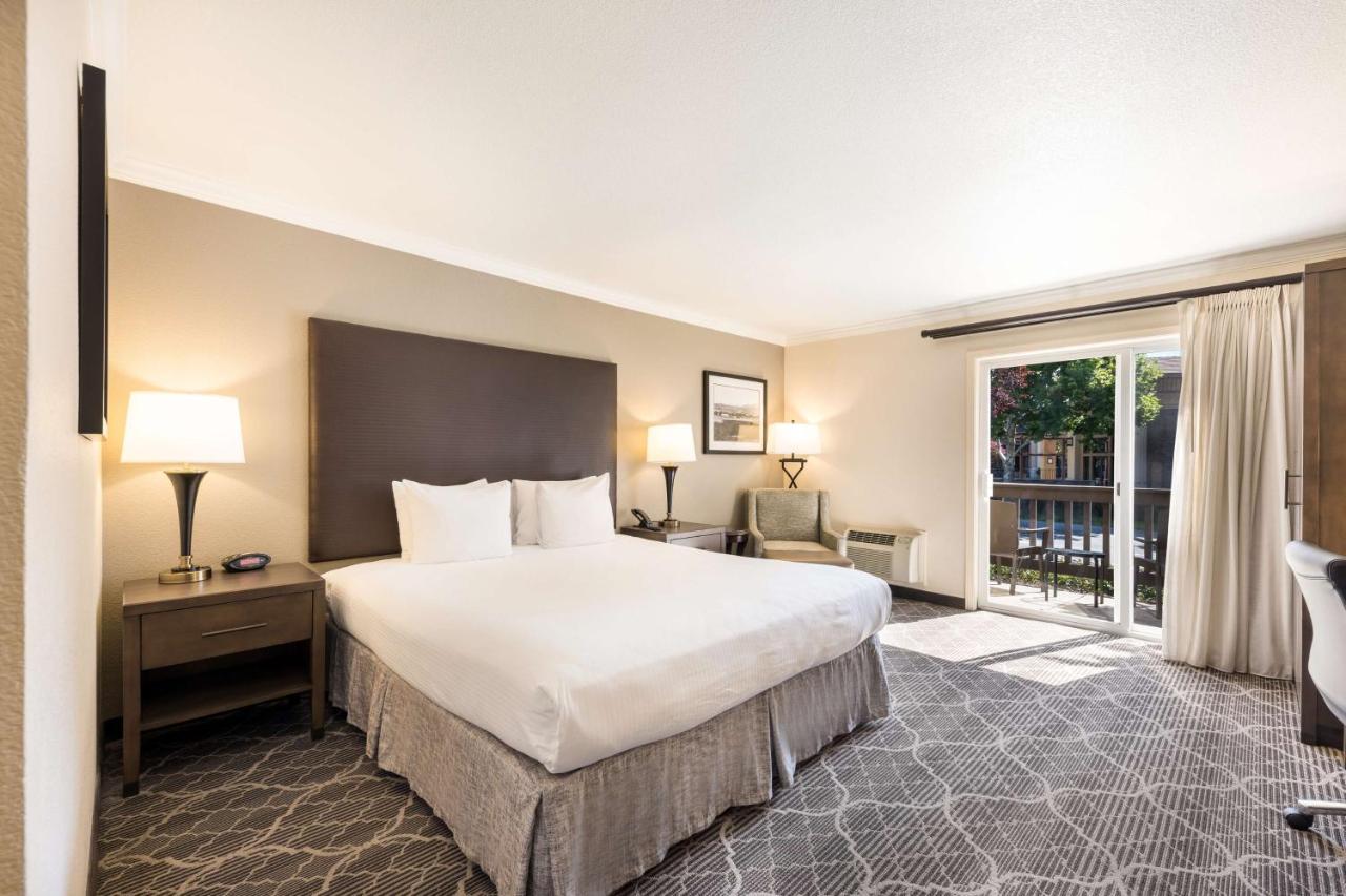 Best Western Danville Sycamore Inn Екстер'єр фото